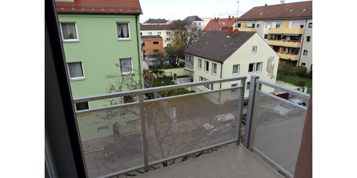 Nahe Lech-Auen: Sanierte 92 qm Altbauwohnung 2 12 Zi. mit 2 Balkonen, Parkett, hohen Räumen, ruhig, nähe KUKA Augsburg - 2- Augsburg Lechhausen | Angebot:26953268