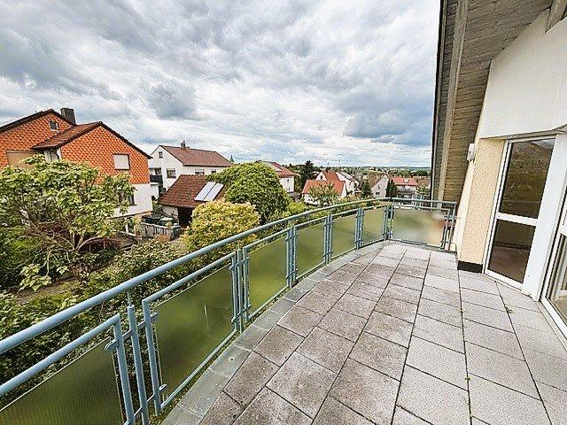Dachgeschoßwohnung Neckarsulm - 3.5 Zimmer, 101 m&sup2;, 1.040&euro; | Angebot:26631982