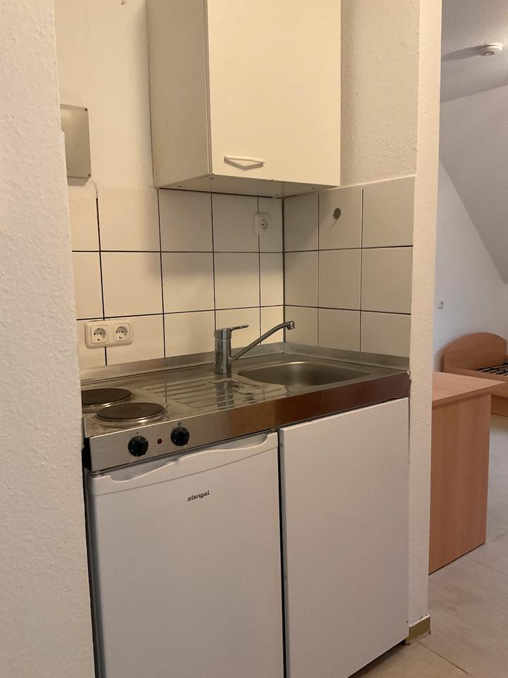 Möbliertes Studentenapartment- Only for Students zimmer