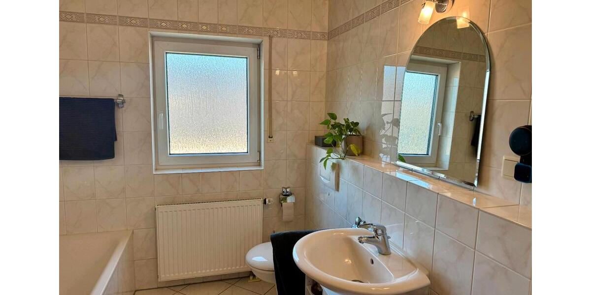 Dachgeschoßwohnung Mayen - 3 Zimmer, 90 m&sup2;, 850&euro; | Angebot:24817502