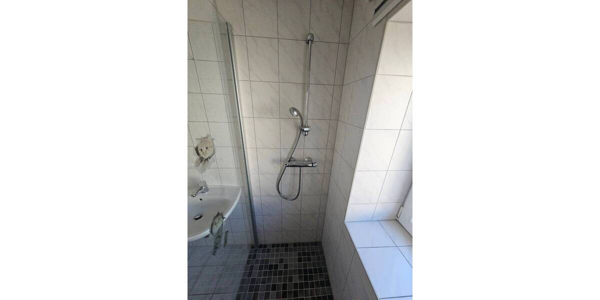 Etagenwohnung Altenburg Drescha - 2 Zimmer, 61 m&sup2;, 370&euro; | Angebot:26402381