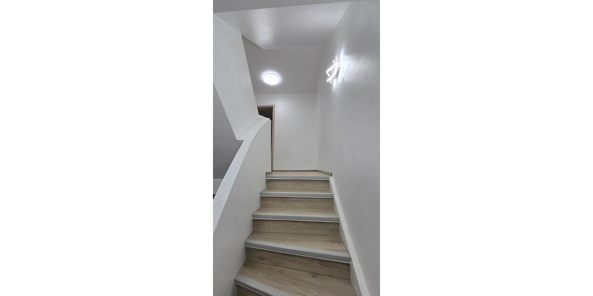 Etagenwohnung Bad Laasphe - 4.5 Zimmer, 106 m&sup2;, 890&euro; | Angebot:26670861