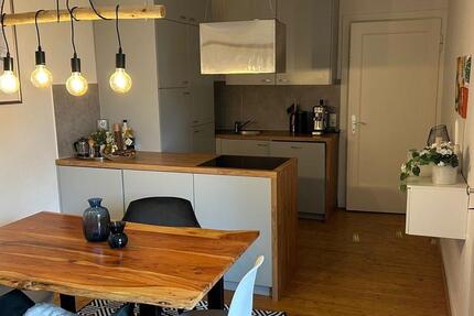 Katharinenviertel schöne 2 ZKB und Balkon zimmer