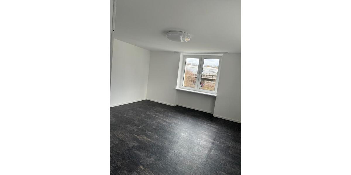 Erdgeschoßwohnung Mudersbach - 3 Zimmer, 88 m&sup2;, 720&euro; | Angebot:25636637