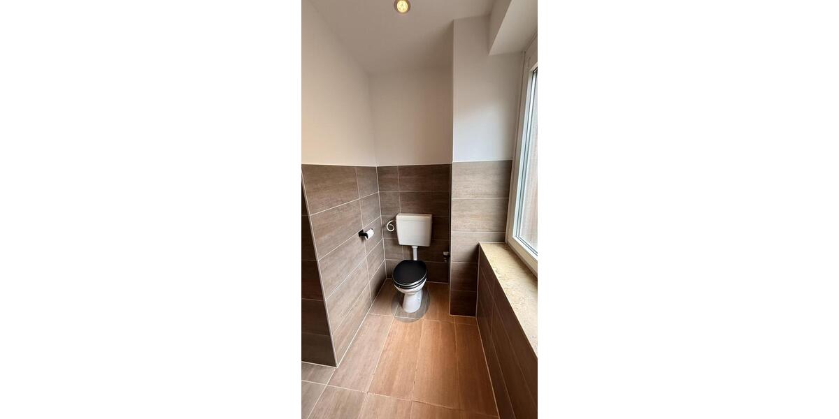 Etagenwohnung Frankenthal (Pfalz) - 4 Zimmer, 104 m&sup2;, 1.250&euro; | Angebot:26442757