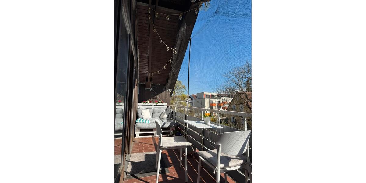 Dachgeschoßwohnung Regensburg Galgenberg - 1.5 Zimmer, 50 m&sup2;, 850&euro; | Angebot:26050548