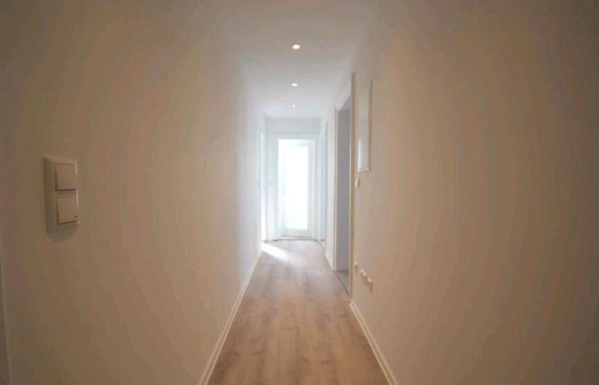 Sanierte Altbau 2-Zimmer Whg. mit EBK