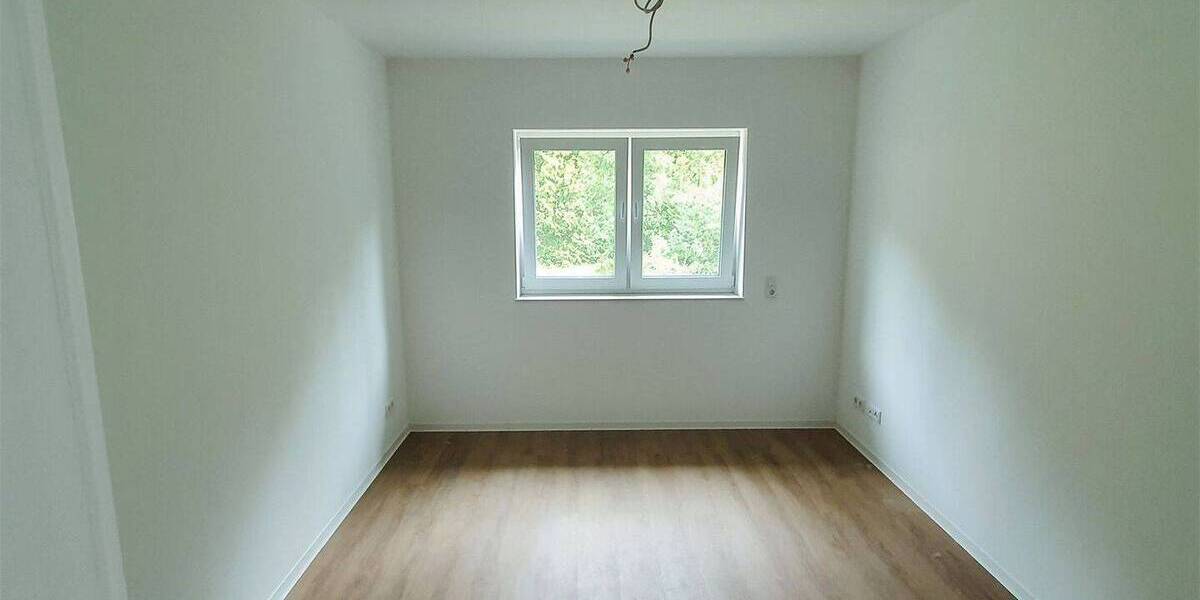 Etagenwohnung Drakenburg - 3 Zimmer, 76 m&sup2;, 915&euro; | Angebot:26867075