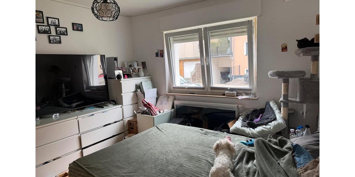 Erdgeschoßwohnung Gummersbach - 1 Zimmer, 35 m&sup2;, 300&euro; | Angebot:26546124
