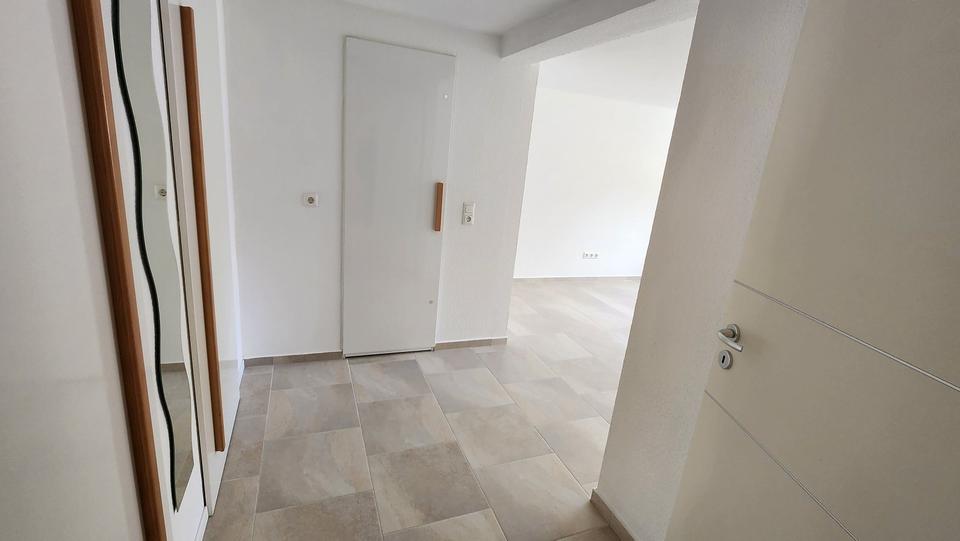 Erdgeschoßwohnung Göttingen Nordstadt - 3 Zimmer, 120 m&sup2;, 1.600&euro; | Angebot:25842997