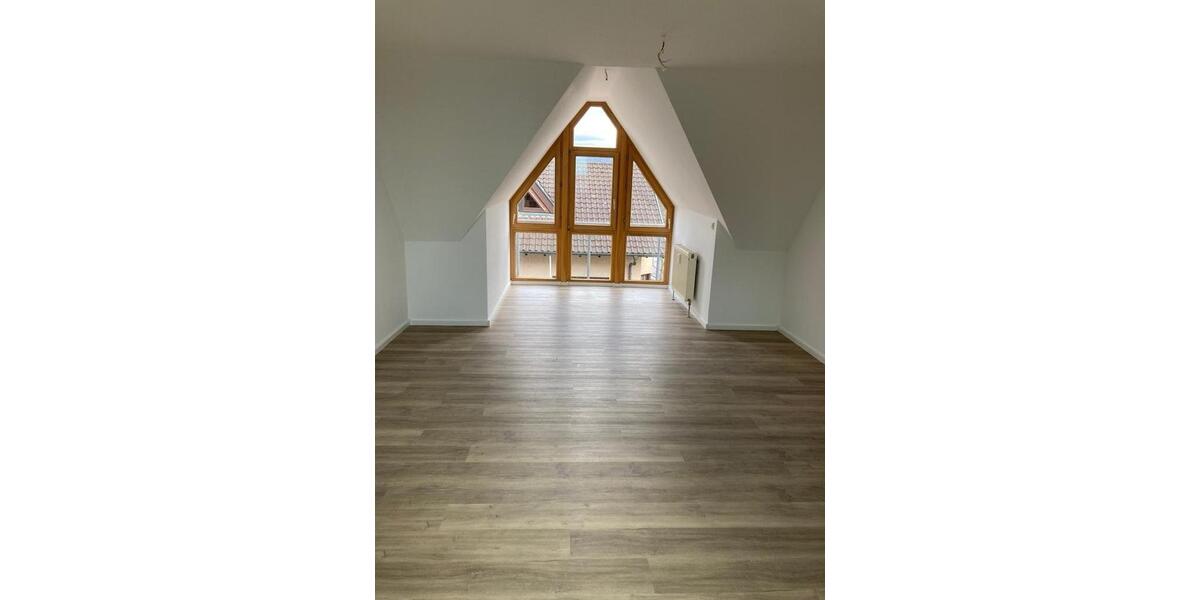 Maisonettenwohnung Baden-Baden Baden - 3.5 Zimmer, 98 m&sup2;, 1.300&euro; | Angebot:26689037