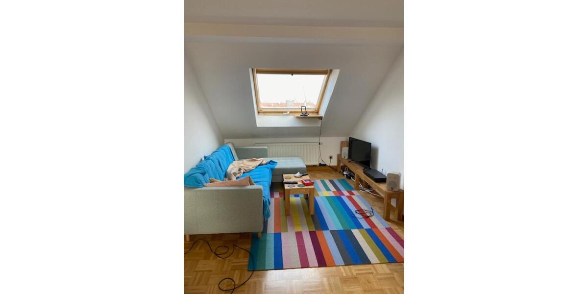 Dachgeschoßwohnung Meiningen - 2.5 Zimmer, 62 m&sup2;, 420&euro; | Angebot:24783936