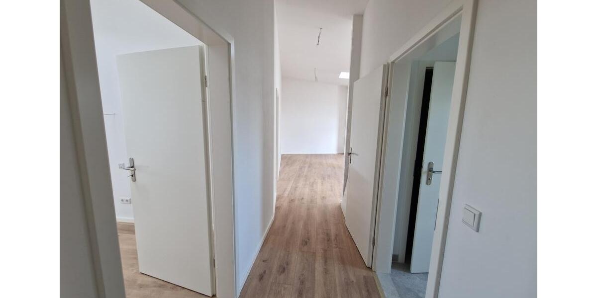 Dachgeschoßwohnung Berlin Mitte - 3 Zimmer, 89 m&sup2;, 1.639&euro; | Angebot:23397972
