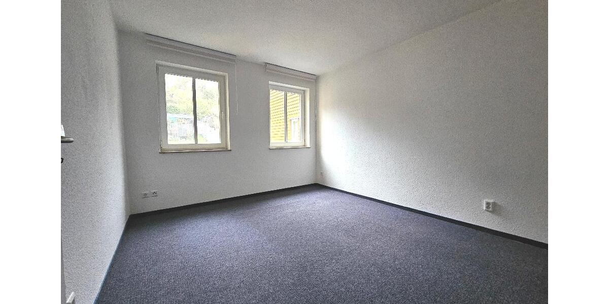 Etagenwohnung Hohenstein-Ernstthal Ernstthal - 2 Zimmer, 60 m&sup2;, 360&euro; | Angebot:25995096