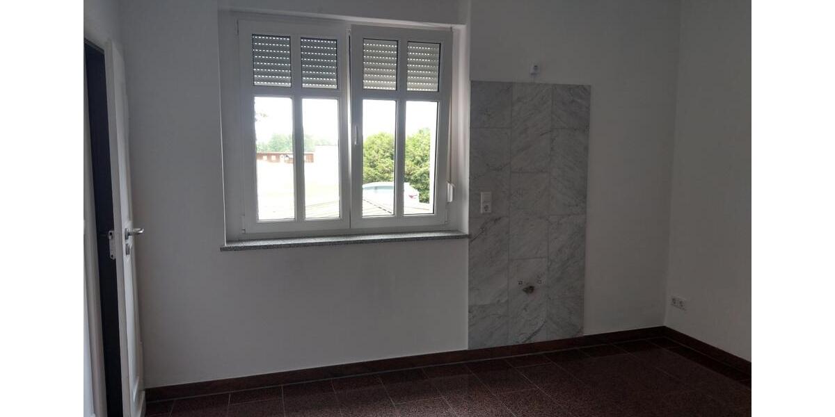 Erdgeschoßwohnung Bad Liebenwerda - 2 Zimmer, 60 m&sup2;, 325&euro; | Angebot:26561509