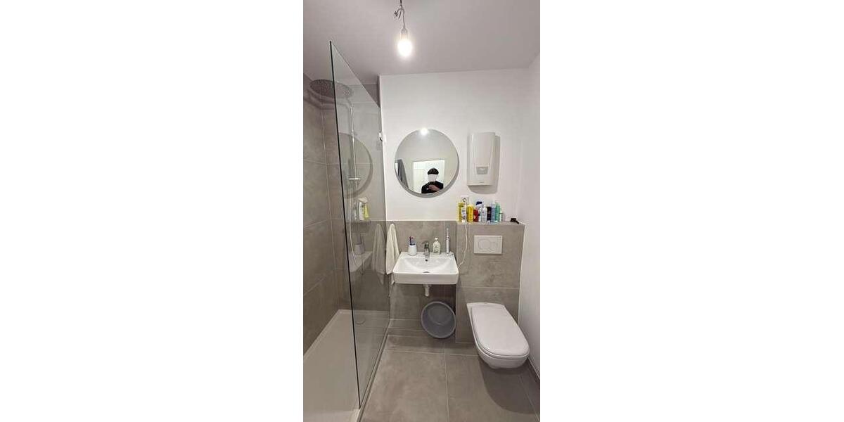 Dachgeschoßwohnung Mönchengladbach Süd - 1 Zimmer, 35 m&sup2;, 450&euro; | Angebot:27626749