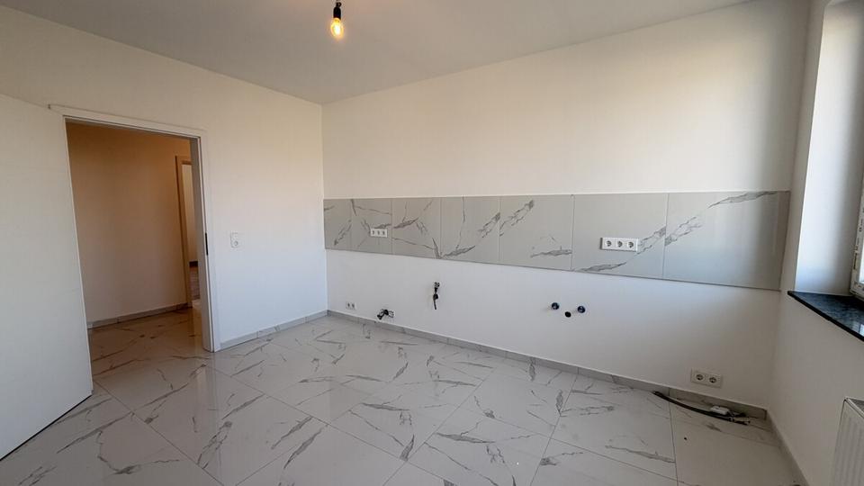 Etagenwohnung Leuna - 4 Zimmer, 80 m&sup2;, 800&euro; | Angebot:26367181