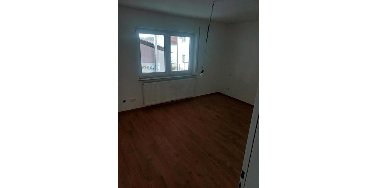 Erdgeschoßwohnung Giengen an der Brenz - 3 Zimmer, 72 m&sup2;, 800&euro; | Angebot:25963158