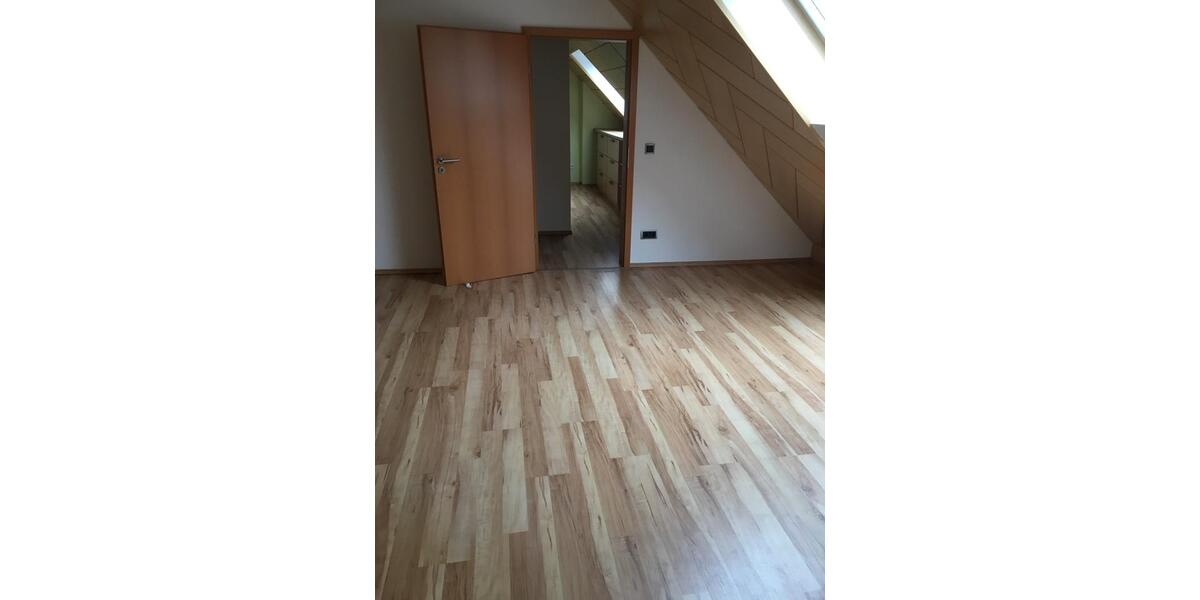 Maisonettenwohnung Saarlouis - 4 Zimmer, 110 m&sup2;, 1.000&euro; | Angebot:24715416