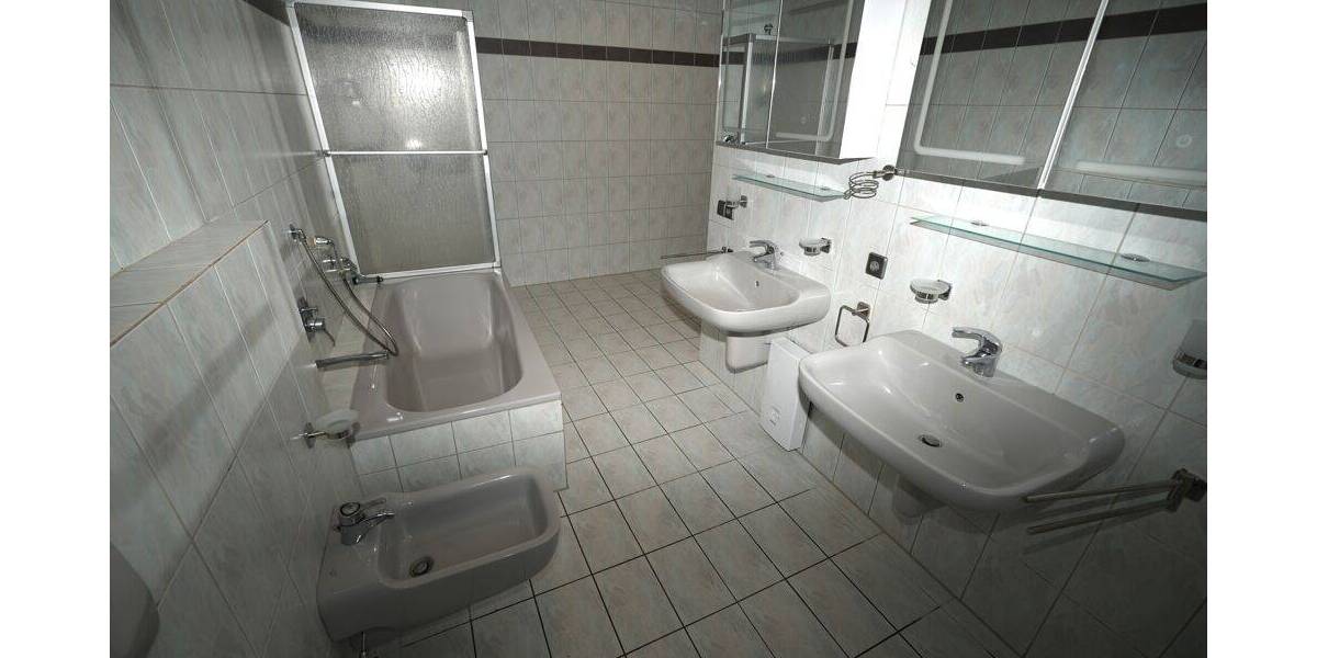 Etagenwohnung Meppen Altstadt - 3 Zimmer, 110 m&sup2;, 850&euro; | Angebot:26402517