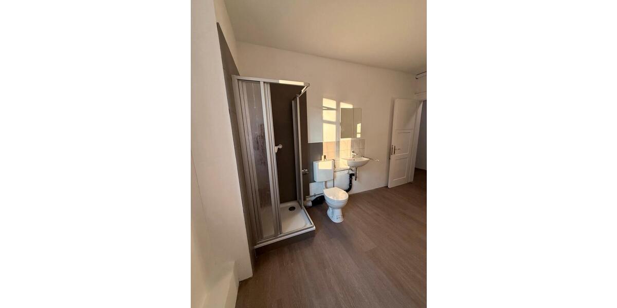 Etagenwohnung Augsburg - 1 Zimmer, 12 m&sup2;, 450&euro; | Angebot:26271348