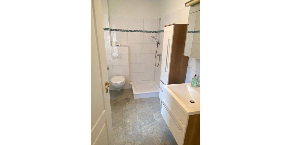 Mehrfamilienhaus, Wohnhaus Hamburg-Eißendorf Eißendorf - 6 Zimmer, 160 m&sup2;, 2.150&euro; | Angebot:25038193