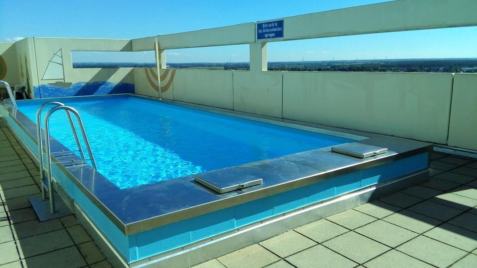 Appartement nahe Business Campus mit EKB, Sauna, Schwimmbad, TG