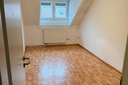 Wohnen auf Zeit Karlsruhe Südstadt - 4 Zimmer, 90 m&sup2;, 390&euro; | Angebot:25270616