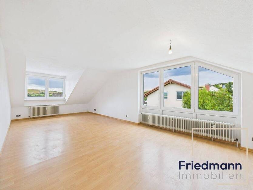 Zuhause über den Dächern von Gusterath - Charmante 4-Zimmer-Dachgeschoßwohnung