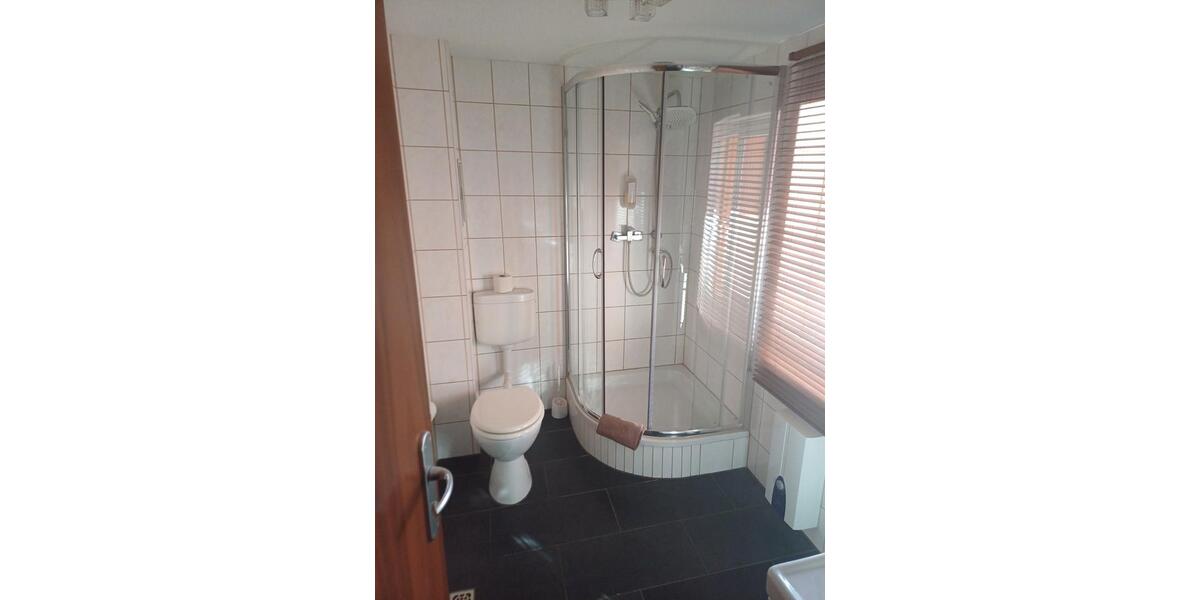 Dachgeschoßwohnung Mirow - 2 Zimmer, 60 m&sup2;, 400&euro; | Angebot:23009263