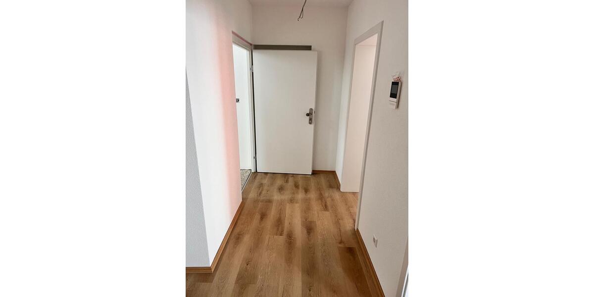 Erdgeschoßwohnung Eppingen - 3 Zimmer, 70 m&sup2;, 970&euro; | Angebot:25414403