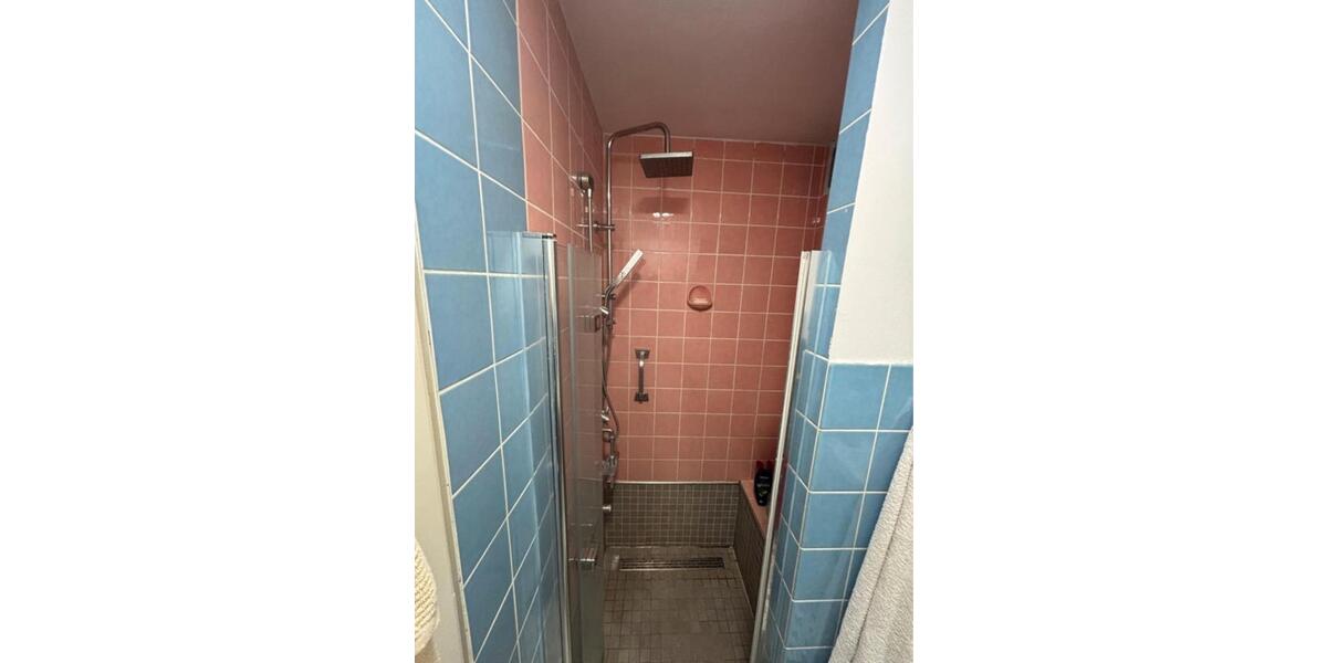 Wohnen auf Zeit Landau in der Pfalz - 5 Zimmer, 16 m&sup2;, 430&euro; | Angebot:26217204