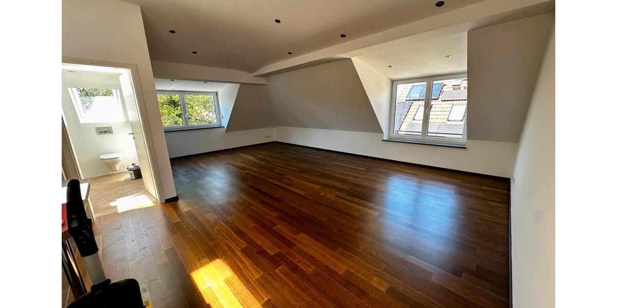 Dachgeschoßwohnung München Allach-Untermenzing - 2 Zimmer, 64 m&sup2;, 1.588&euro; | Angebot:26697949