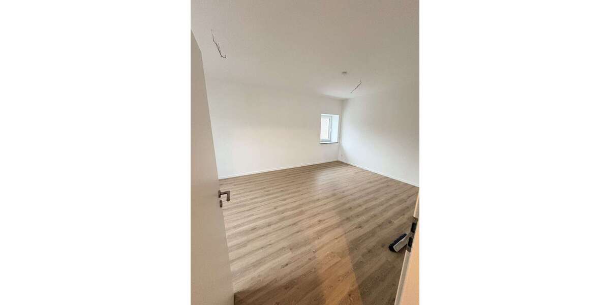 Etagenwohnung Paderborn Neuenbeken - 5 Zimmer, 136 m&sup2;, 1.598&euro; | Angebot:25271025