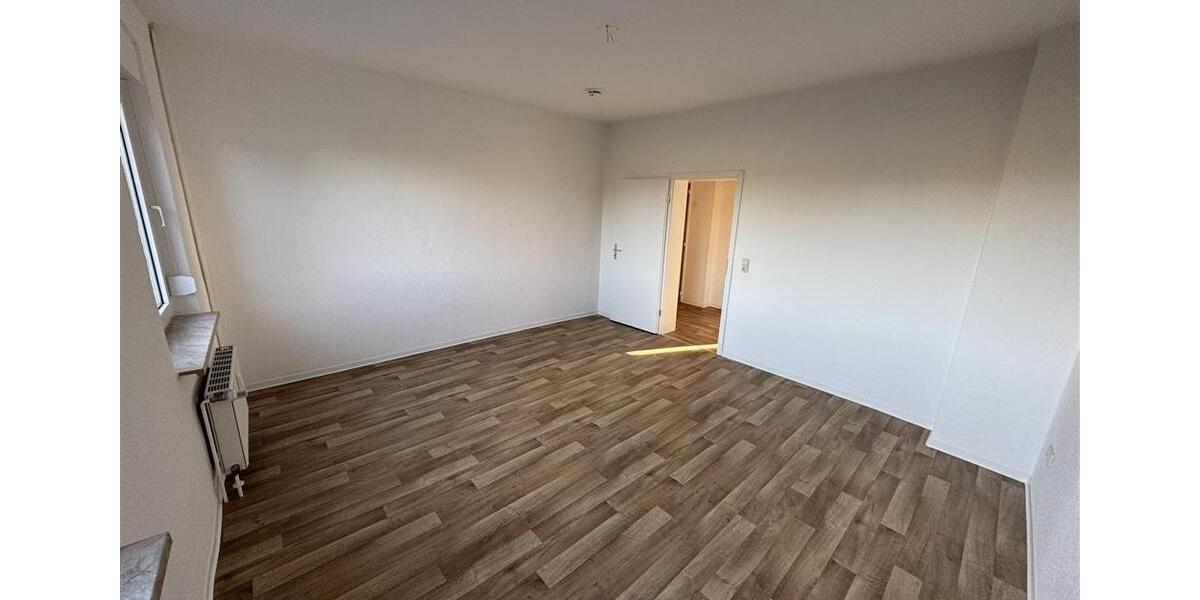 Erdgeschoßwohnung Nienburg (Saale) - 3 Zimmer, 63 m&sup2;, 470&euro; | Angebot:23422362