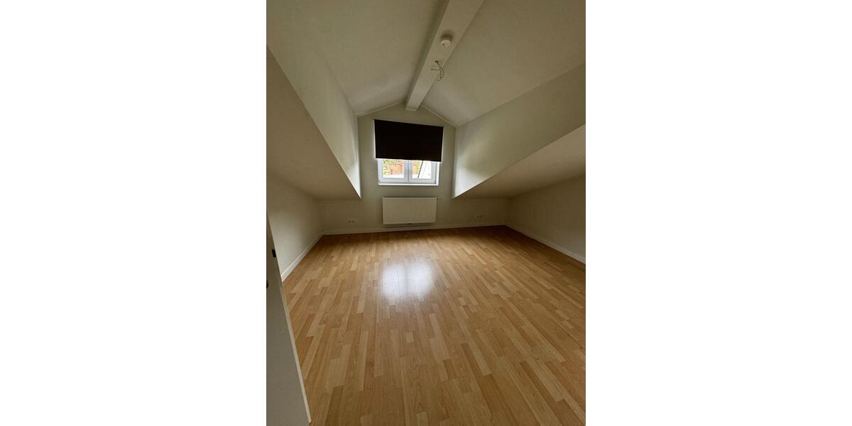 Etagenwohnung Börnsen - 5 Zimmer, 2.300&euro; | Angebot:22709901