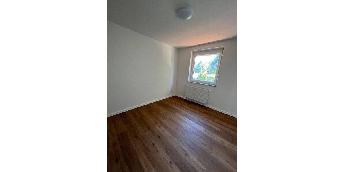 Etagenwohnung Selb - 4 Zimmer, 107 m&sup2;, 930&euro; | Angebot:25957445