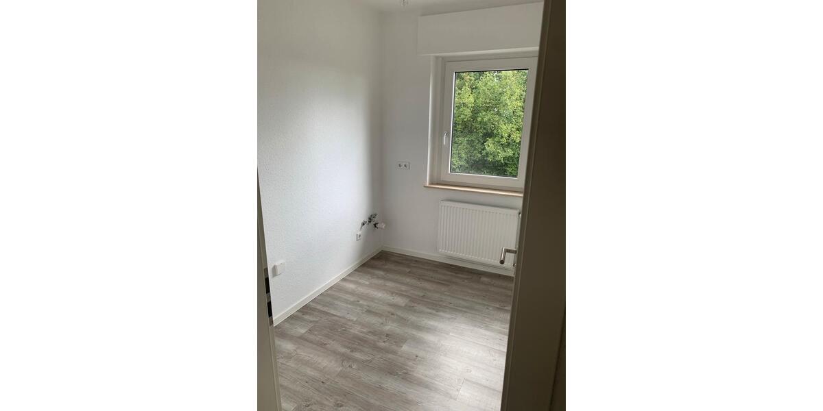 Etagenwohnung Löhne - 3 Zimmer, 85 m&sup2;, 765&euro; | Angebot:25171796