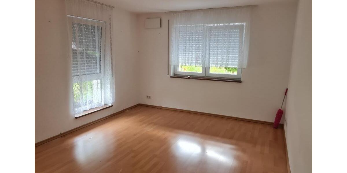 Etagenwohnung Neunburg vorm Wald - 3 Zimmer, 80 m&sup2;, 950&euro; | Angebot:25893704