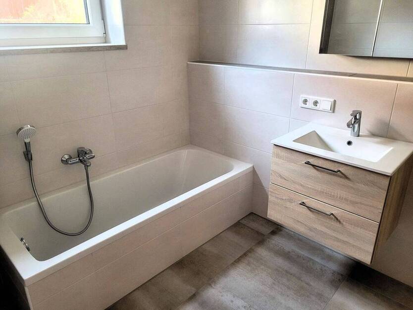 Barrierefreies Wohnen auf dem Land! Neubau 3-Zimmer-Erdgeschoss-Wohnung 4 km südlich von Schwabach