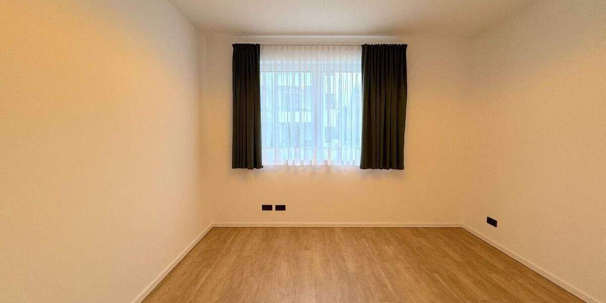 Etagenwohnung Berlin / Mahlsdorf Mahlsdorf - 3 Zimmer, 104 m&sup2;, 1.900&euro; | Angebot:26162032