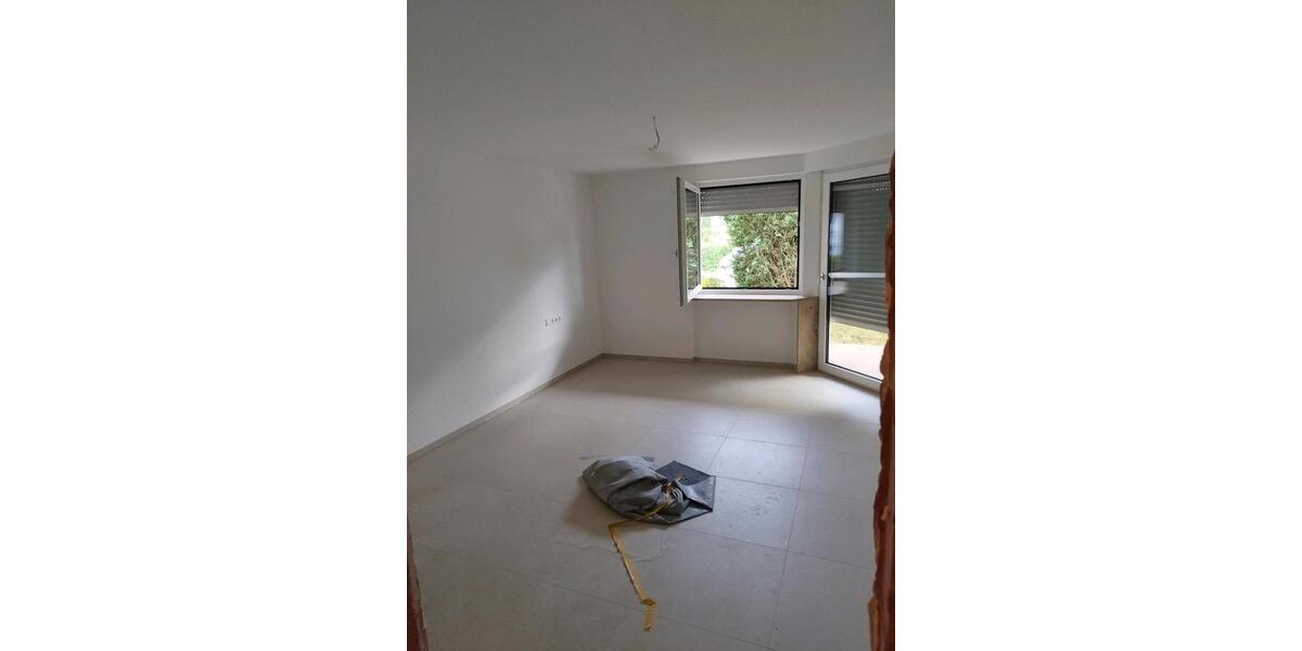 Erdgeschoßwohnung Lauffen am Neckar - 3 Zimmer, 103 m&sup2;, 1.250&euro; | Angebot:26464796
