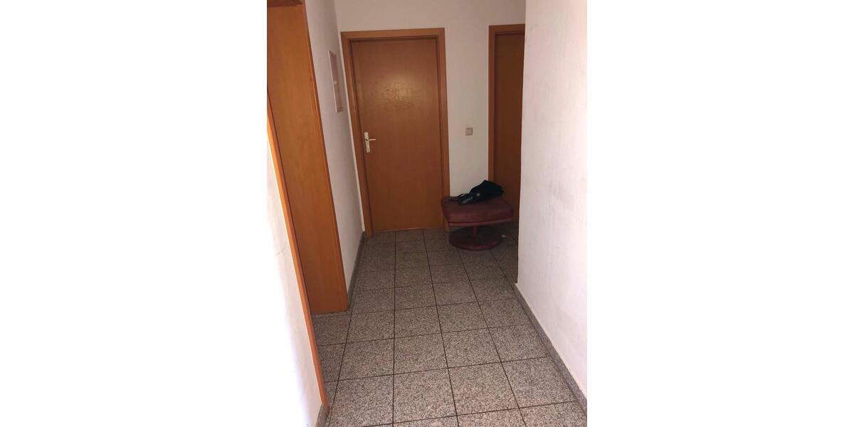 Etagenwohnung Seelze - 3 Zimmer, 85 m&sup2;, 600&euro; | Angebot:26705909