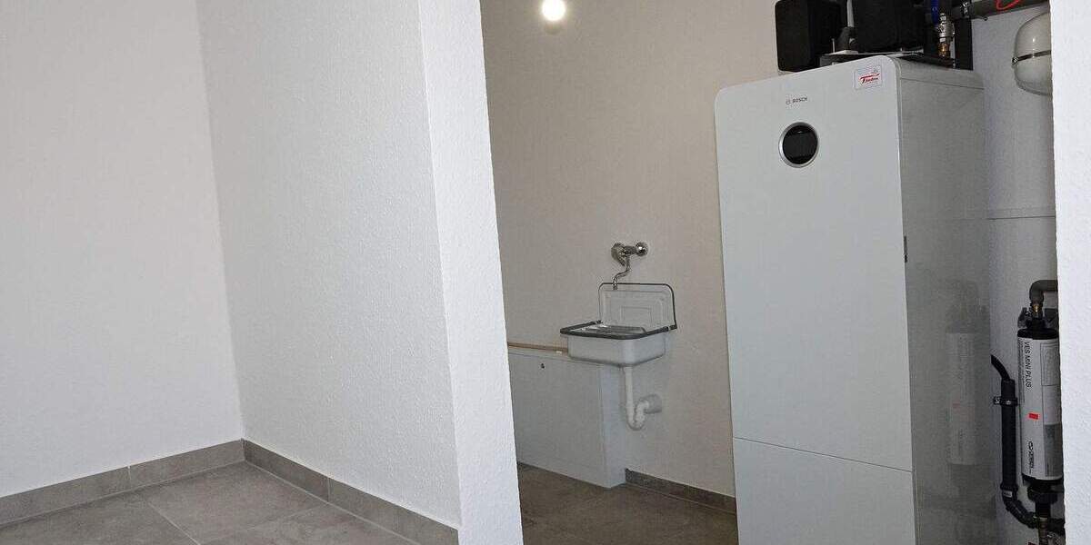 Etagenwohnung Wiesmoor Wiesederfehn - 3 Zimmer, 100 m&sup2;, 1.100&euro; | Angebot:24723439