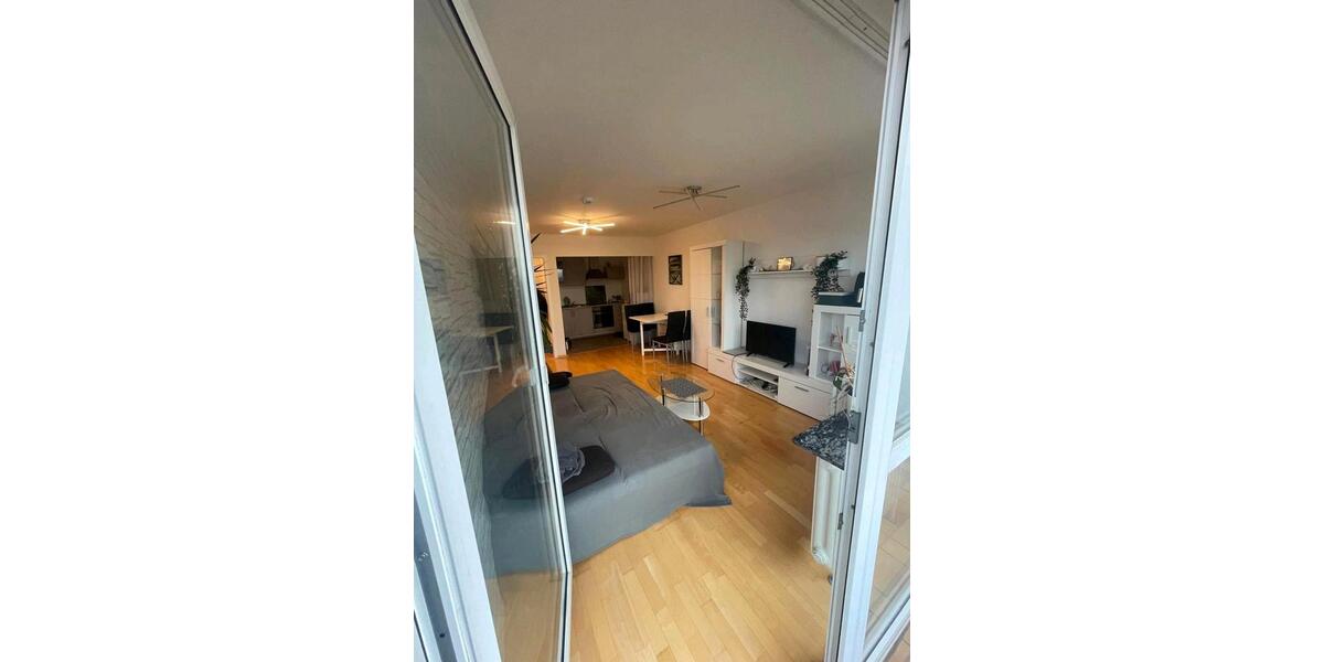 Schöne möbilierte 2 ZKB Wohnung mit Balkon Homburg City 2 zimmer