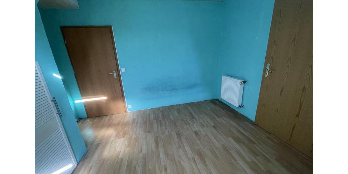 Dachgeschoßwohnung Herne - 9 Zimmer, 180 m&sup2;, 1.530&euro; | Angebot:26126992
