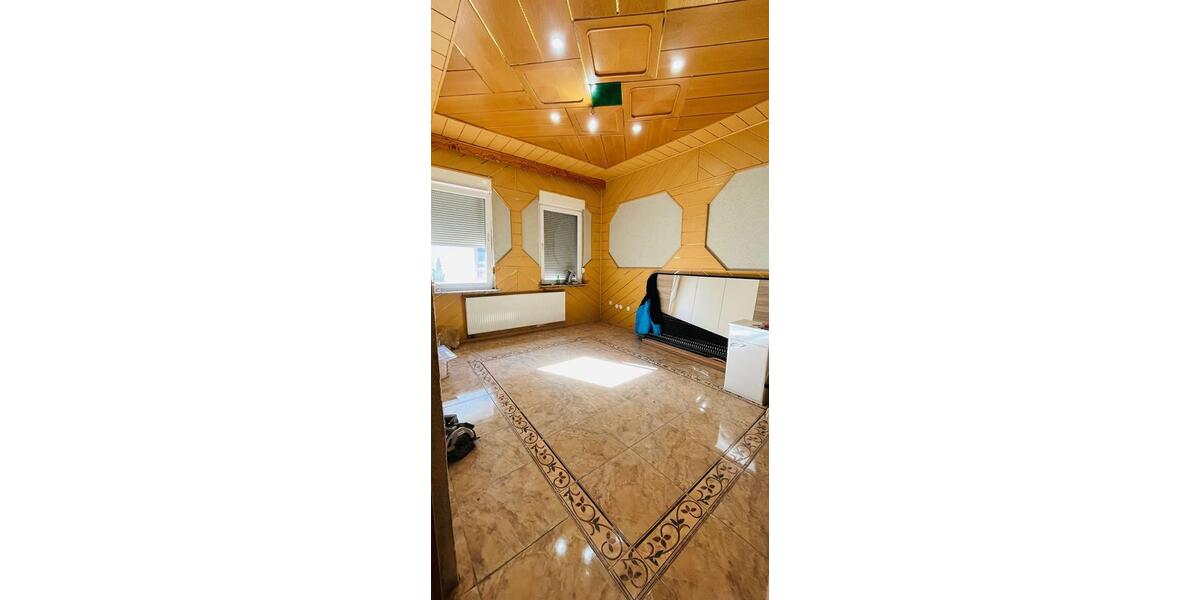Etagenwohnung Neustadt an der Weinstraße - 4 Zimmer, 100 m&sup2;, 1.500&euro; | Angebot:26071783