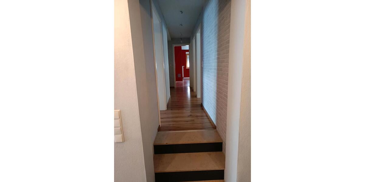 Etagenwohnung Sontheim an der Brenz - 6 Zimmer, 180 m&sup2;, 1.450&euro; | Angebot:26312704