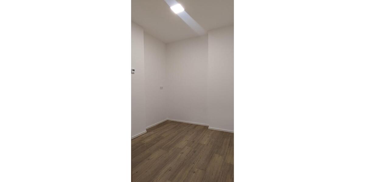 Etagenwohnung Bad Königshofen im Grabfeld - 3 Zimmer, 115 m&sup2;, 900&euro; | Angebot:26130556