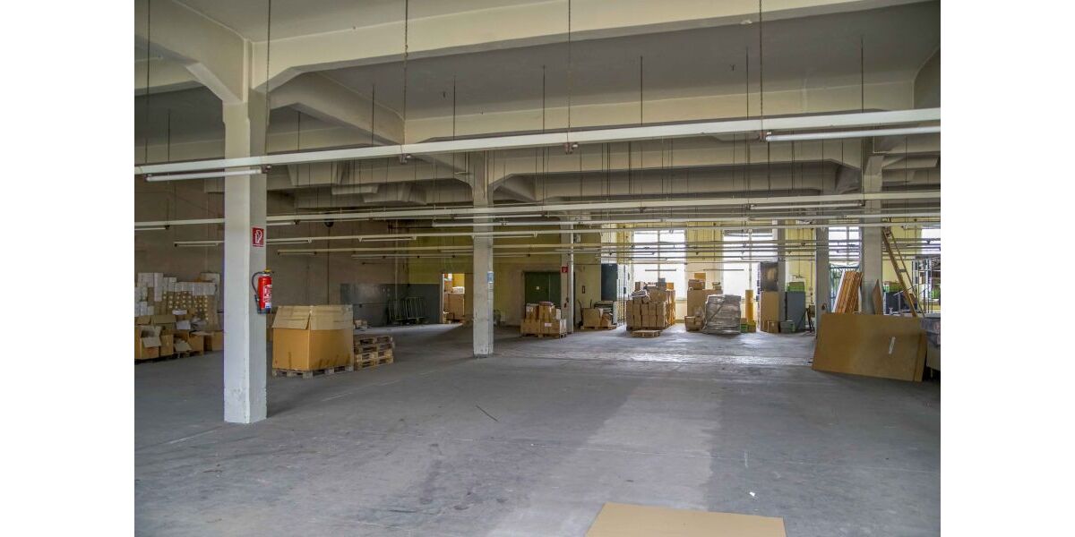 1000 qm Produktionsfläche, auch für Handel, Lager, Fitness - Gewerbeobjekt Reichenbach Rotschau | Angebot:24246565